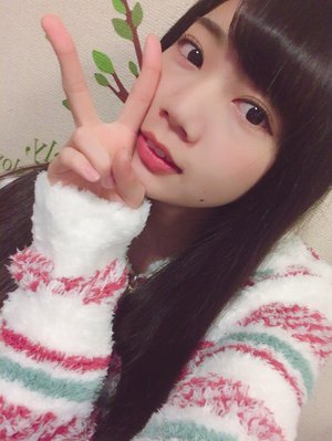 自撮りでカメラ目線が苦手 - 画像2