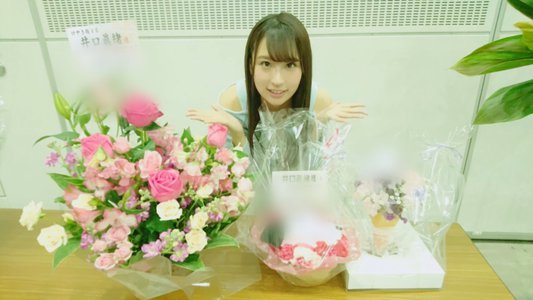 お花いっぱい♡のサムネイル