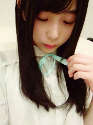 白いりぼんのサムネイル