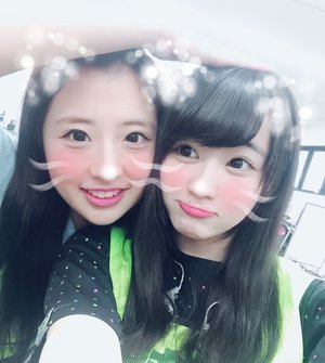 明日は神戸でライブのサムネイル