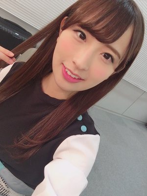 髪の毛触る癖のサムネイル