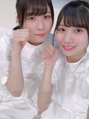 右と左  河田陽菜のサムネイル