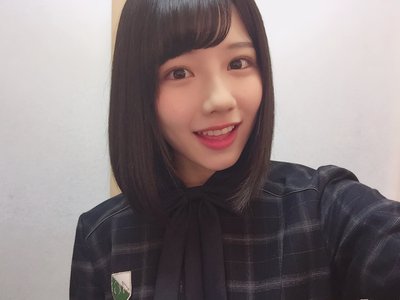 美味しそうにシュークリームを堪能する富田鈴花を目撃しました。 - 画像2
