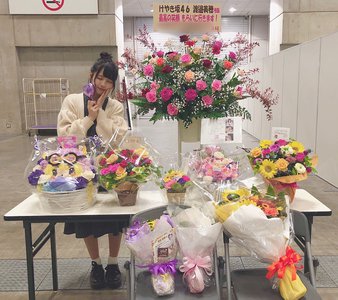 未だにフェリシアが抜けないのか、紫色の洋服ばかり着てしまう。 - 画像5