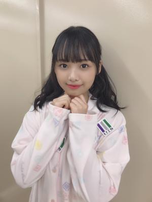最近の濱岸ひよりのサムネイル