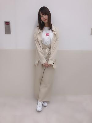 この暖かい気温と風に吹かれると、何だか懐かしい気持ちになります。よくおばあちゃんの家に行ってたなとか、公園で遊んだなとか。小さい頃の私は、皆さんが多分信じてくれないほど活発な少女だったんですよ。のサムネイル