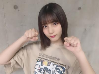 新しい靴を買ったはいいものの、中敷の張り付き具合が微妙なのかペタッと小さな音がするんです。なんか子供の頃によく履く音が鳴る靴を履いてるみたいで。楽しんでる訳じゃないですよ？でもちょっと面白いなと思ってそのまま履いてきました。のサムネイル