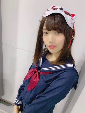 カラフルな光に背を向けて目にするは緋 - 画像3