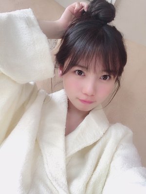 日向坂46 1stグループ写真集『立ち漕ぎ』発売日☀️ - 画像1