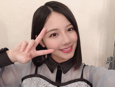 2人の間に三浦さんいましたよ。のサムネイル