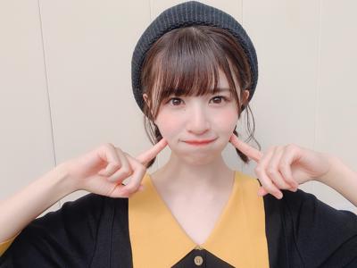 隣の席の美穂の身体が揺れていると思ったら、案の定ユニゾンエアーをやってました笑のサムネイル