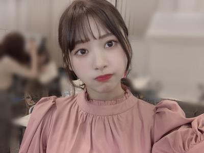 ピンクのドレスを貸してのサムネイル