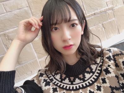 初のコスメ紹介します！のサムネイル
