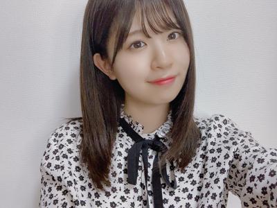 風になびく髪のサムネイル