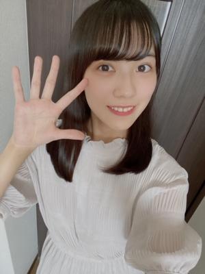 急に暑くなりましたねえ。かき氷屋さんのふわふわのもいいけど、屋台のかき氷が食べたいなあ。 - 画像2