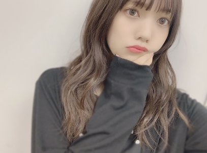 乾き星指でつかまえ秋曇りのサムネイル