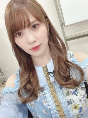 初パフォーマンス、フゥー！(・ω・)のサムネイル