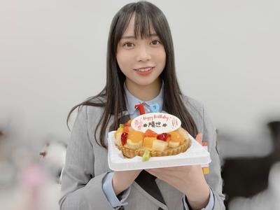 ( ¨̮ )>≡18になりましたのサムネイル
