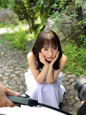 通学路に新しい制服 - 画像6