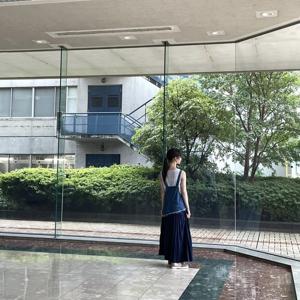 よく怖い夢をみるといいことが起こる前触れだよって言うじゃないですか、あんまり信じてないんですけど。でも、この間ものすごく怖い夢を見たんですよ、身が震えるほどの恐ろしい夢を。流石に、いいこと、起こるよね。そう信じたくなった秋の始まり。のサムネイル