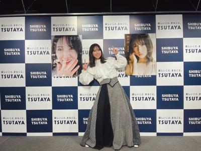 本日写真集発売！感謝の気持ちをこめてのサムネイル