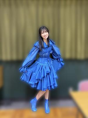 最近のマイブームは電車に揺られて綺麗な海に行く妄想をすることです　清水理央 - 画像2