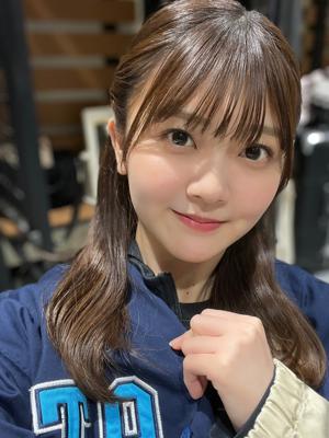 桜ってどうしてあんなに綺麗なのだろうか？見ているだけで心に新しい風が吹くこの現象は一体なんていう名前なのだろう。気になっている山下葉留花ですのサムネイル