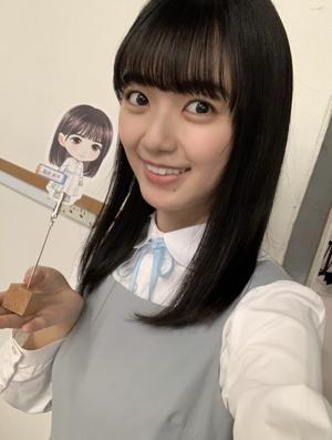 空色りぼんのセーラー服  平尾帆夏のサムネイル