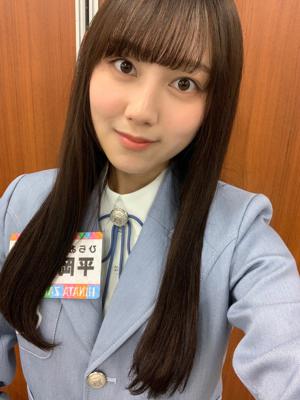 新しい制服に身を包んで🌸平岡海月のサムネイル