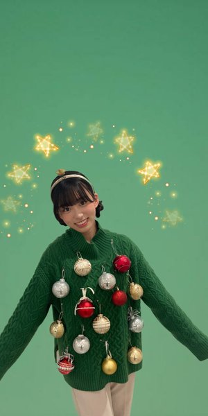 私が本物のクリスマスツリーだ！！岸帆夏(きしほのか)です。 - 画像2