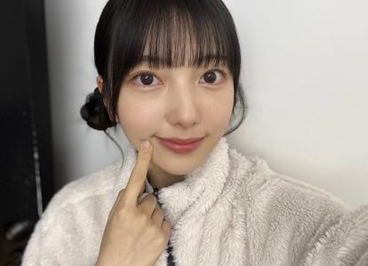 お仕事終わり東京の夜景を眺めながらボーっとするのが最近のルーティン 小西夏菜実 524773のサムネイル