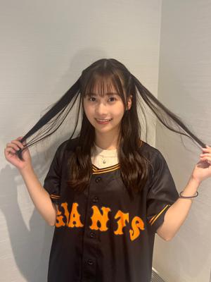 ✨ユニフォーム着たよ！✨のサムネイル
