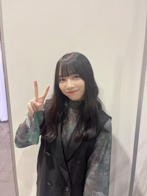 ( ¨̮ )>≡暑い夏のサムネイル
