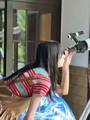 覗いた先に見えるもののサムネイル