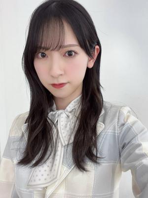アー写を撮る時はいつもより目力強めのサムネイル