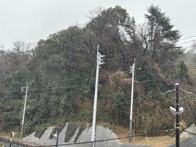 涙を雪に変える - 画像3
