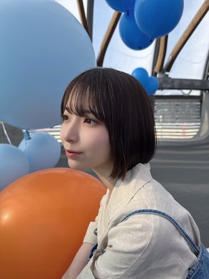 微笑みは愛の夜明けだのサムネイル