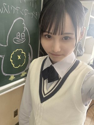 初配信！明日☀️やったあ〜(  . .)♩♩ 高井俐香🎠 - 画像3