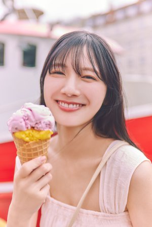 2nd写真集🎞️のサムネイル