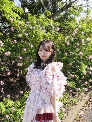 少女から女性へのサムネイル