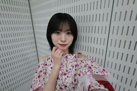 赤い花と、青い花のサムネイル
