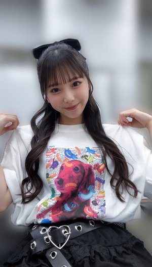 ミニチュアダックスのTシャツ🐾 - 画像2