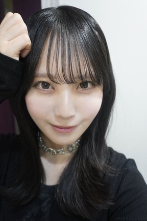 ピンクと黒はどっちが暗い？のサムネイル