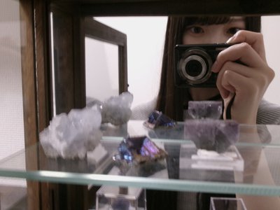 鉱物標本と佐藤優羽。のサムネイル