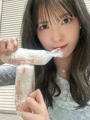 「どの自撮りを載せようか」と、写真フォルダを見返して頭抱えてる今 - 画像12