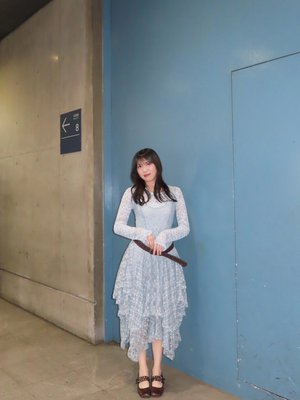 「どの自撮りを載せようか」と、写真フォルダを見返して頭抱えてる今 - 画像2