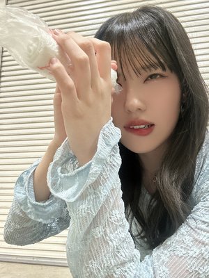 「どの自撮りを載せようか」と、写真フォルダを見返して頭抱えてる今 - 画像8