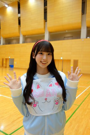 道を何度も振り返ってる - 画像2