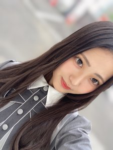 大人っぽい私『蔵盛妃那乃』のサムネイル