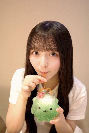 クリームソーダを飲むと無口になるのサムネイル